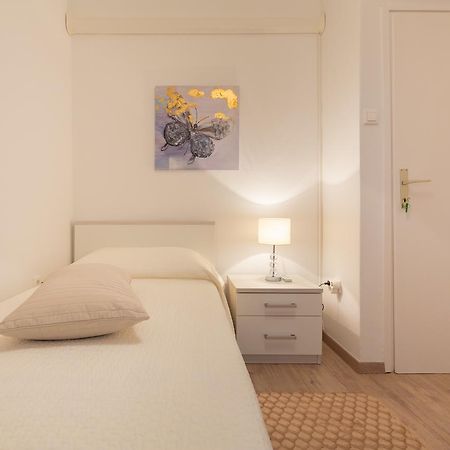 Holiday Home Nada ดูบรอฟนิก ภายนอก รูปภาพ